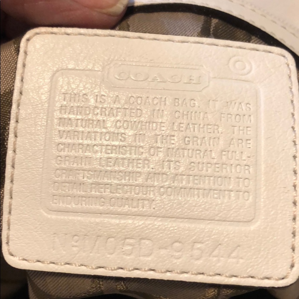 Used bag by coach size 9x14 - Picture 5 of 10